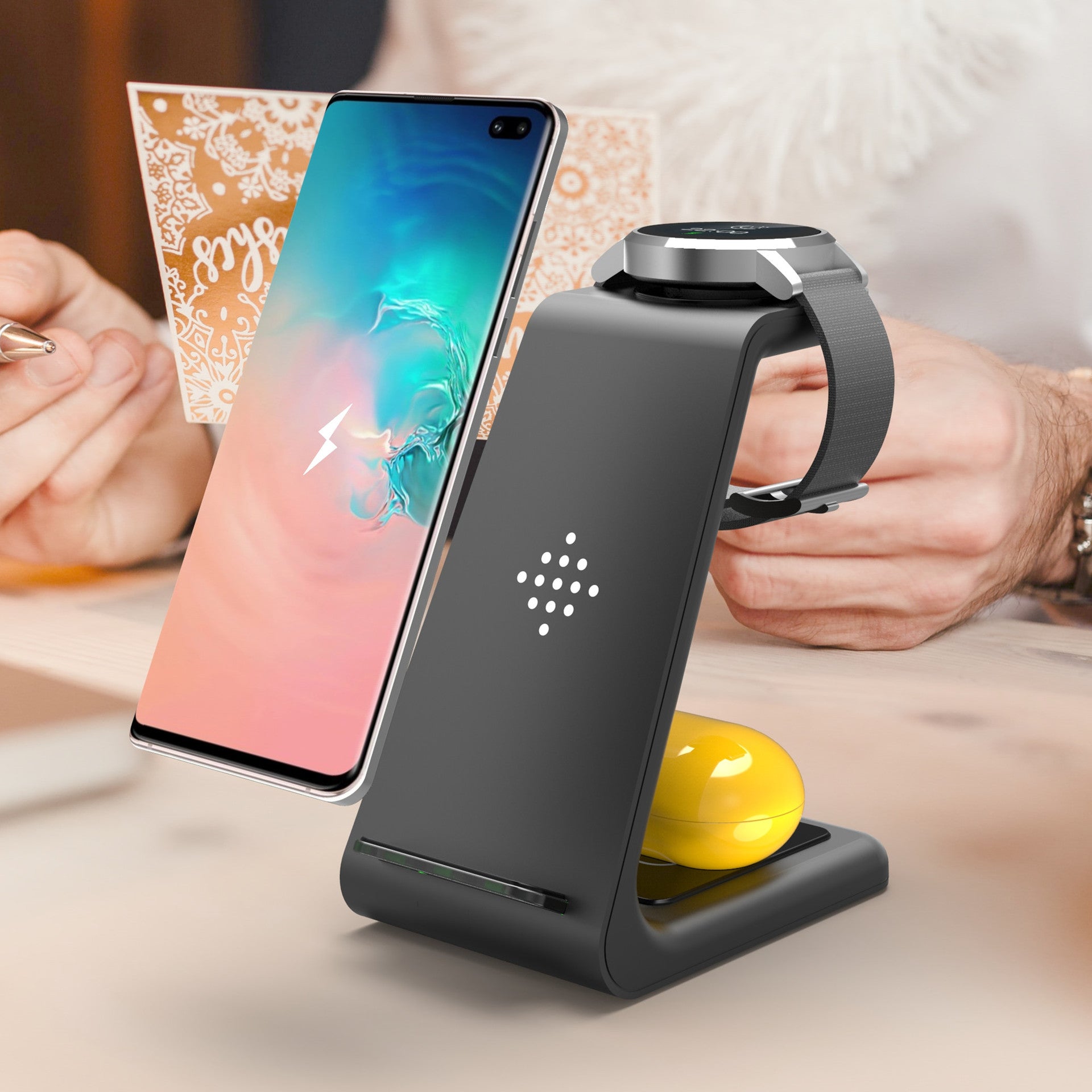 3-in-1 Wireless Fast Charging Station for phone, smartwatch & AirPods